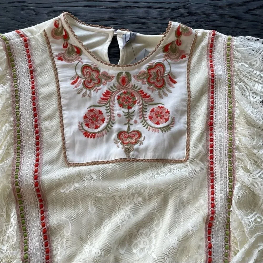 ANTHROPOLOGIE NWT Bl-nk Tali Embroidered Lace Top LARGE